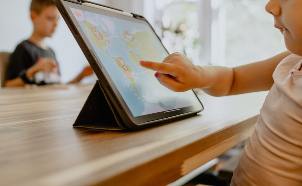 richtlijnen voor schermtijd bij kinderen